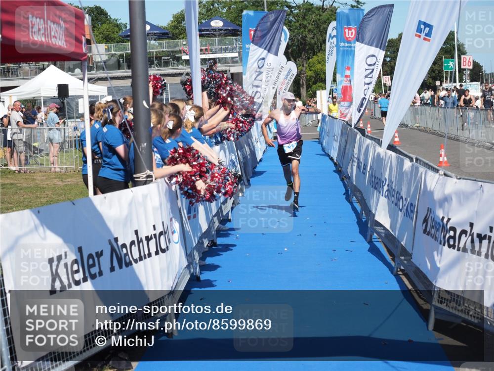 17.08.2025 - KN Förde Triathlon 2025 MichiJ http://msf.ph/oto/8599869 17.08.2025 14:04:54 Laufen 438, 533 meine-sportfotos.de