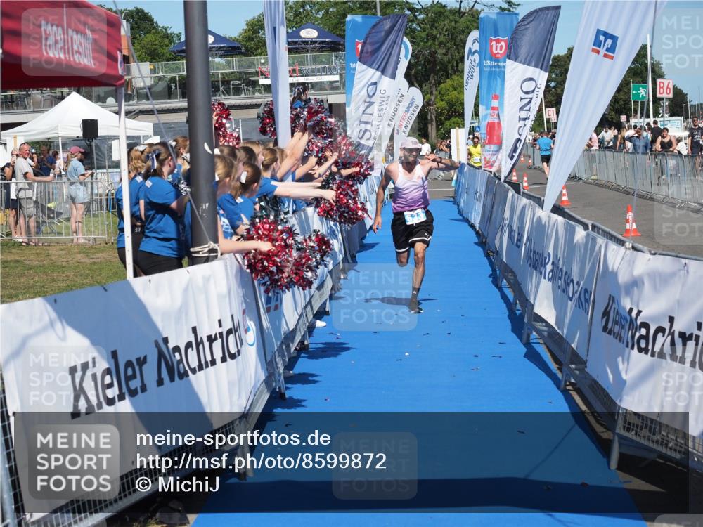 17.08.2025 - KN Förde Triathlon 2025 MichiJ http://msf.ph/oto/8599872 17.08.2025 14:04:54 Laufen 438, 533 meine-sportfotos.de