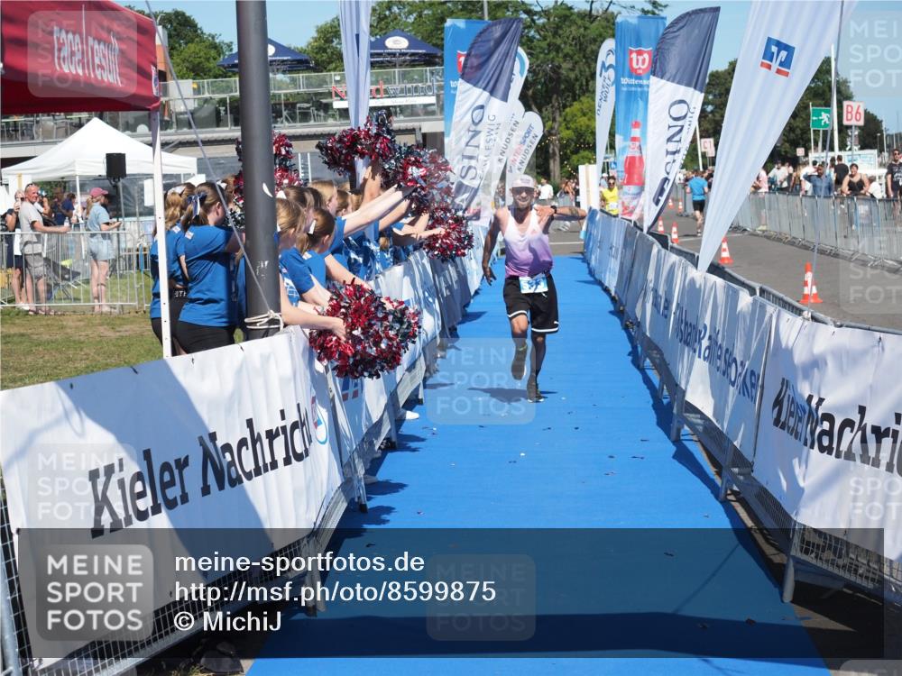 17.08.2025 - KN Förde Triathlon 2025 MichiJ http://msf.ph/oto/8599875 17.08.2025 14:04:54 Laufen 438, 533 meine-sportfotos.de