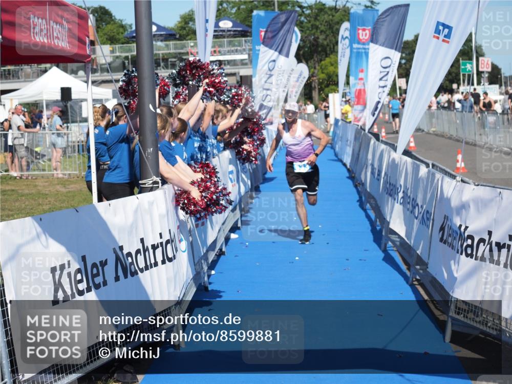 17.08.2025 - KN Förde Triathlon 2025 MichiJ http://msf.ph/oto/8599881 17.08.2025 14:04:54 Laufen 438, 533 meine-sportfotos.de