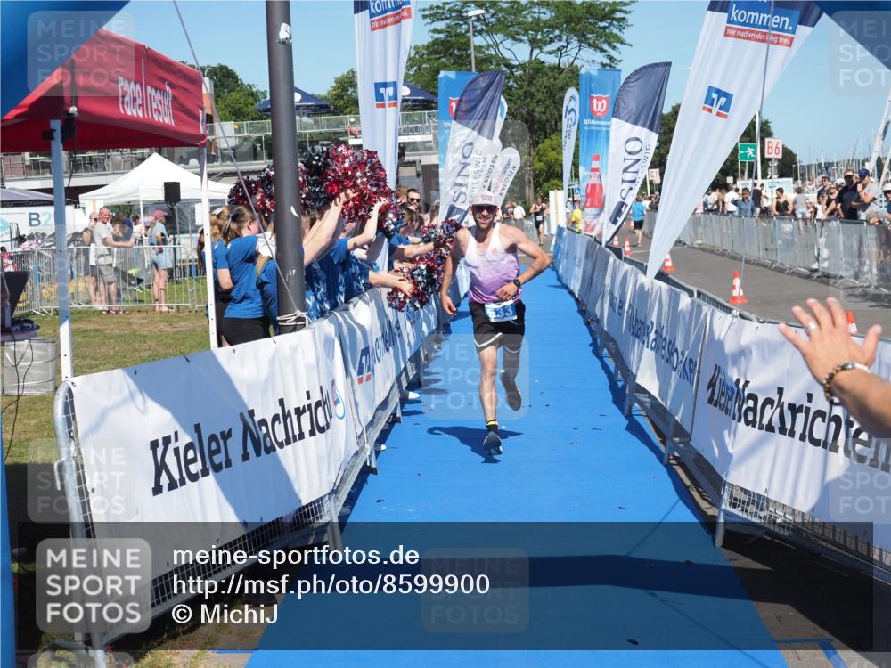 17.08.2025 - KN Förde Triathlon 2025 MichiJ http://msf.ph/oto/8599900 17.08.2025 14:04:55 Laufen 533 meine-sportfotos.de