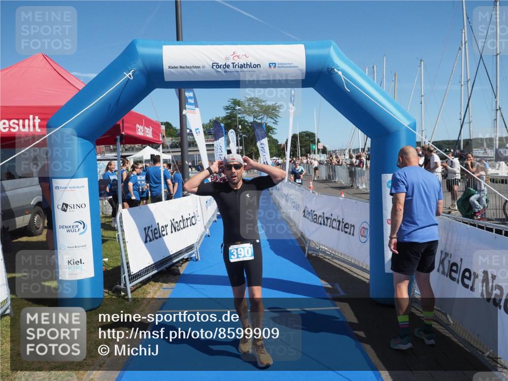 17.08.2025 - KN Förde Triathlon 2025 MichiJ http://msf.ph/oto/8599909 17.08.2025 12:15:32 Laufen 390 meine-sportfotos.de