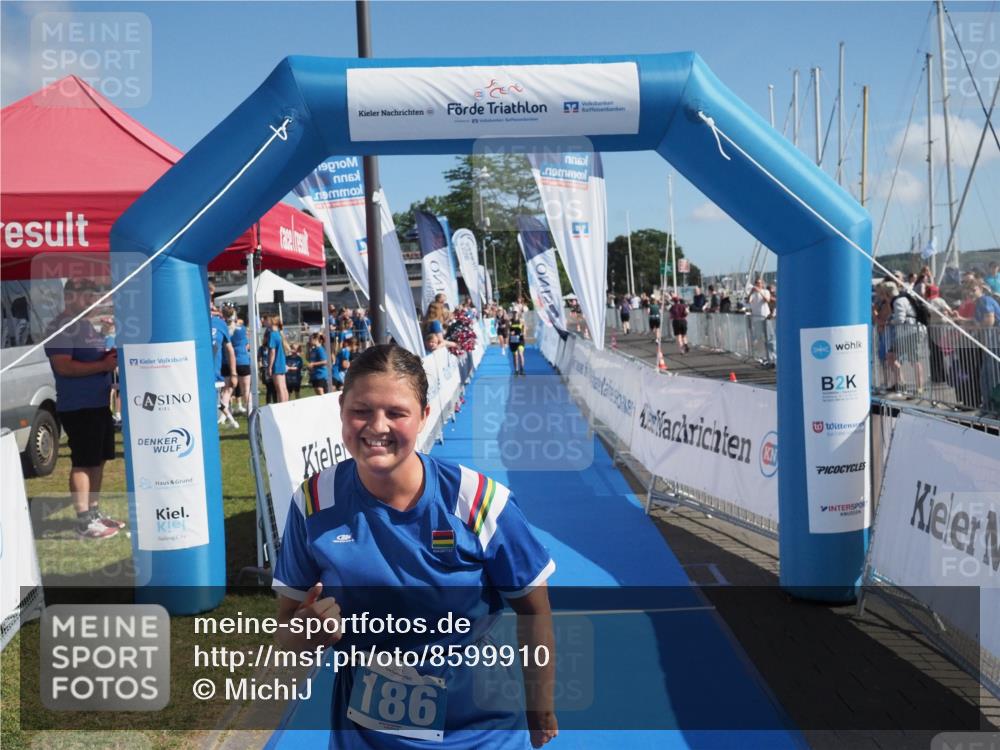 17.08.2025 - KN Förde Triathlon 2025 MichiJ http://msf.ph/oto/8599910 17.08.2025 10:46:40 Laufen 186 meine-sportfotos.de