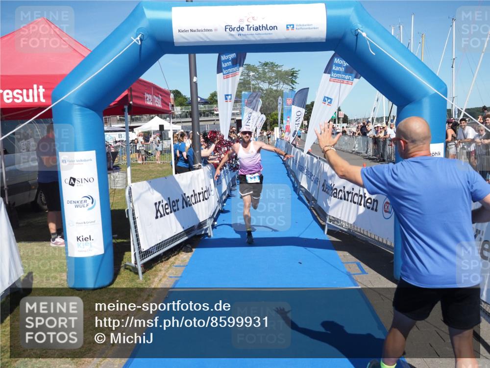 17.08.2025 - KN Förde Triathlon 2025 MichiJ http://msf.ph/oto/8599931 17.08.2025 14:04:56 Laufen 533 meine-sportfotos.de