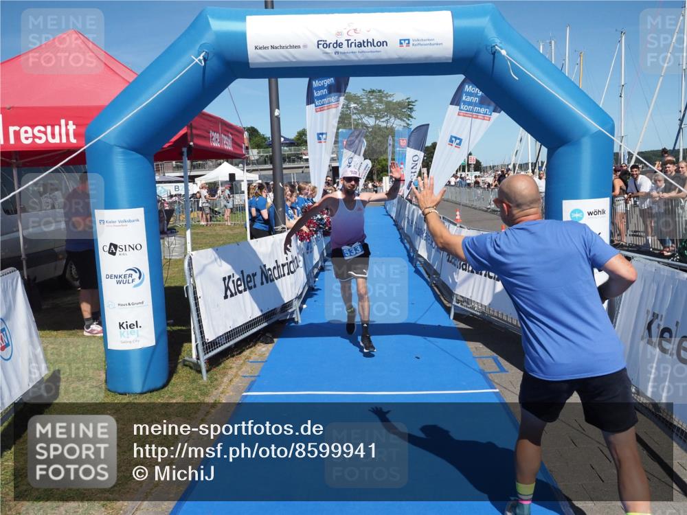 17.08.2025 - KN Förde Triathlon 2025 MichiJ http://msf.ph/oto/8599941 17.08.2025 14:04:56 Laufen 533 meine-sportfotos.de