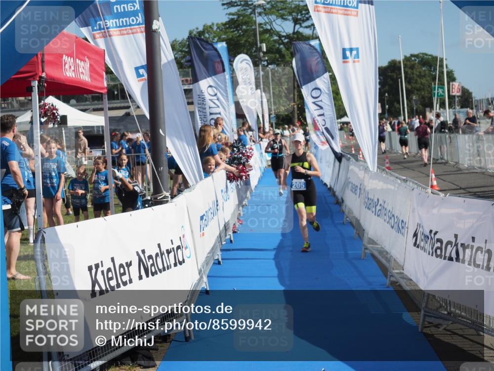 17.08.2025 - KN Förde Triathlon 2025 MichiJ http://msf.ph/oto/8599942 17.08.2025 10:46:43 Laufen 186, 205 meine-sportfotos.de