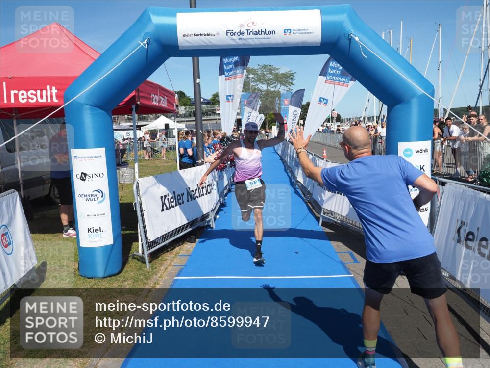 17.08.2025 - KN Förde Triathlon 2025 MichiJ http://msf.ph/oto/8599947 17.08.2025 14:04:56 Laufen 533 meine-sportfotos.de