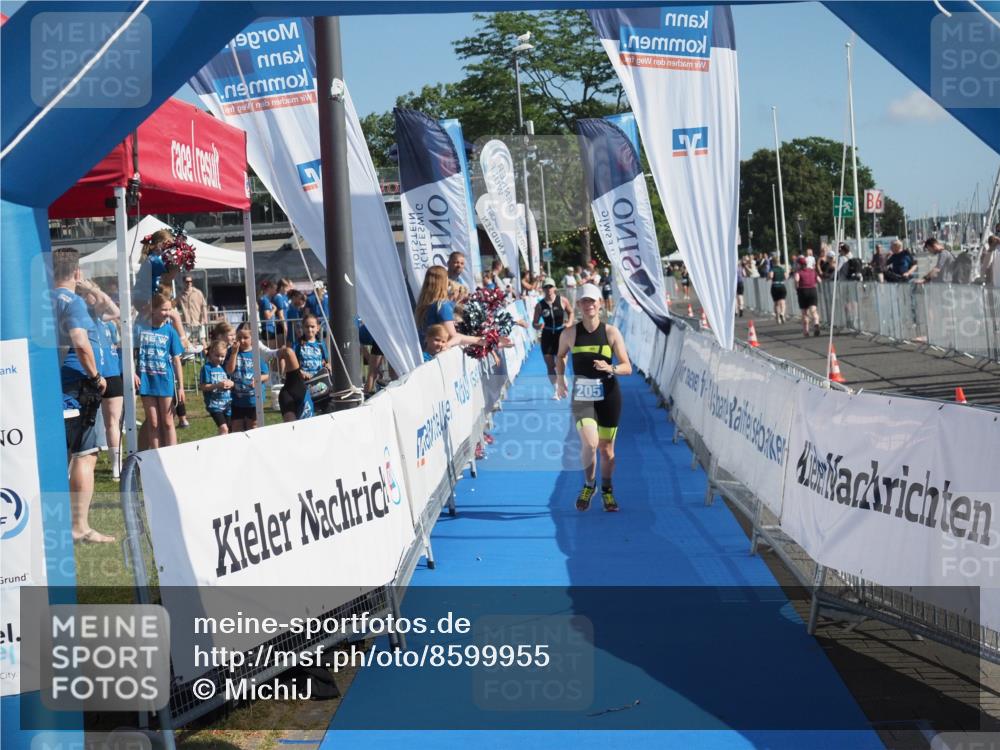 17.08.2025 - KN Förde Triathlon 2025 MichiJ http://msf.ph/oto/8599955 17.08.2025 10:46:43 Laufen 186, 205 meine-sportfotos.de