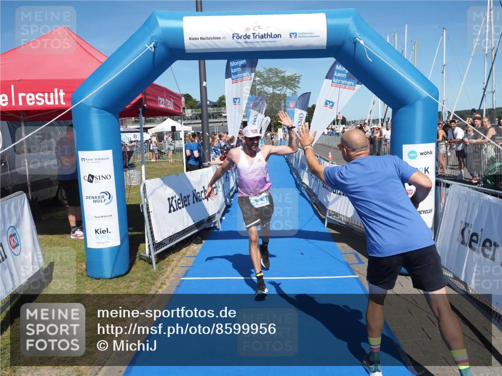 17.08.2025 - KN Förde Triathlon 2025 MichiJ http://msf.ph/oto/8599956 17.08.2025 14:04:56 Laufen 533 meine-sportfotos.de