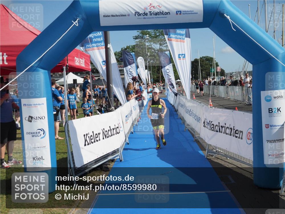 17.08.2025 - KN Förde Triathlon 2025 MichiJ http://msf.ph/oto/8599980 17.08.2025 10:46:44 Laufen 159, 186, 205 meine-sportfotos.de