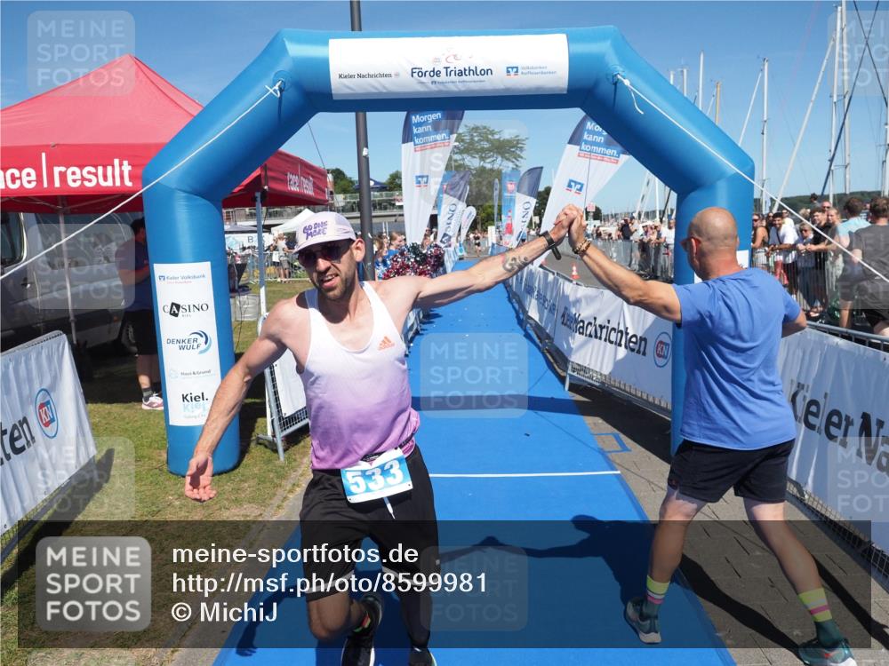 17.08.2025 - KN Förde Triathlon 2025 MichiJ http://msf.ph/oto/8599981 17.08.2025 14:04:57 Laufen 533 meine-sportfotos.de