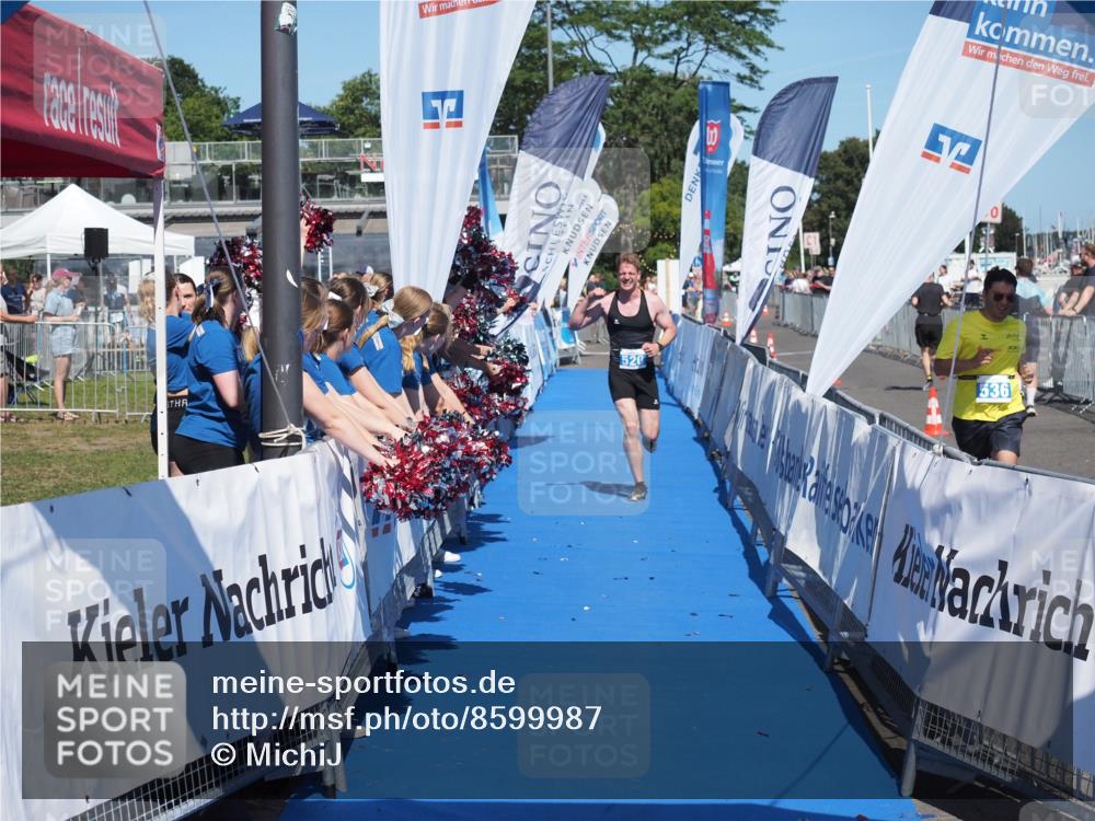 17.08.2025 - KN Förde Triathlon 2025 MichiJ http://msf.ph/oto/8599987 17.08.2025 14:05:05 Laufen 520 meine-sportfotos.de