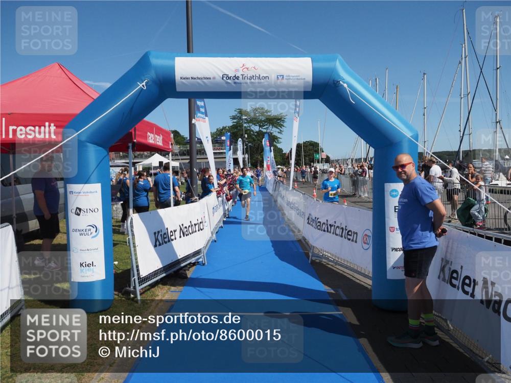 17.08.2025 - KN Förde Triathlon 2025 MichiJ http://msf.ph/oto/8600015 17.08.2025 12:15:42 Laufen 379, 612 meine-sportfotos.de
