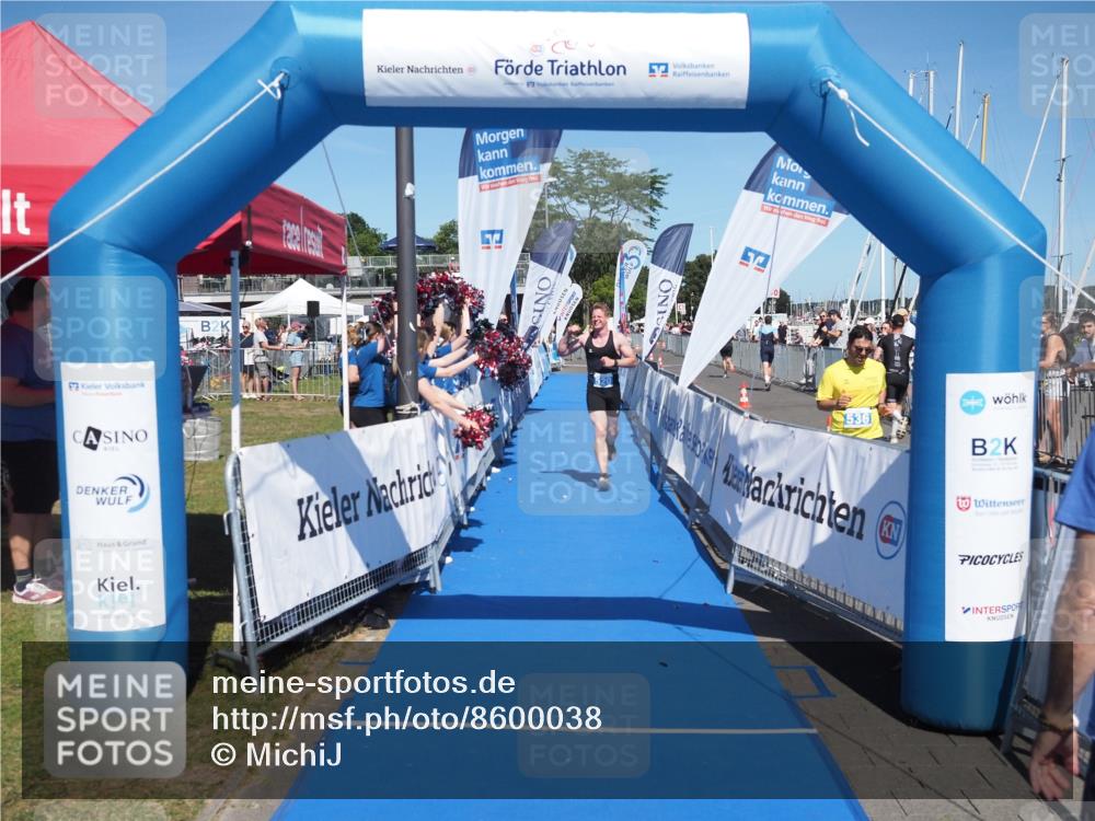 17.08.2025 - KN Förde Triathlon 2025 MichiJ http://msf.ph/oto/8600038 17.08.2025 14:05:06 Laufen 520 meine-sportfotos.de
