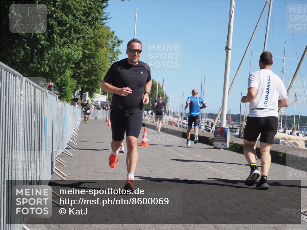 17.08.2025 - KN Förde Triathlon 2025 KatJ http://msf.ph/oto/8600069 17.08.2025 11:52:01 Laufen 278, 281, 642 meine-sportfotos.de