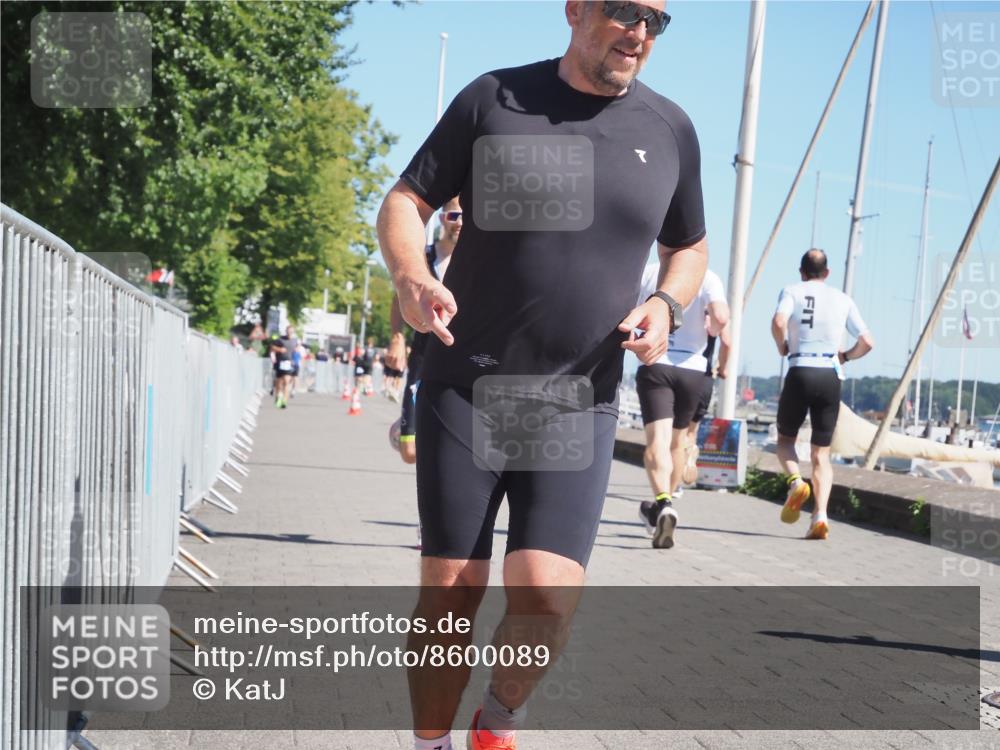 17.08.2025 - KN Förde Triathlon 2025 KatJ http://msf.ph/oto/8600089 17.08.2025 11:52:02 Laufen 278, 281 meine-sportfotos.de
