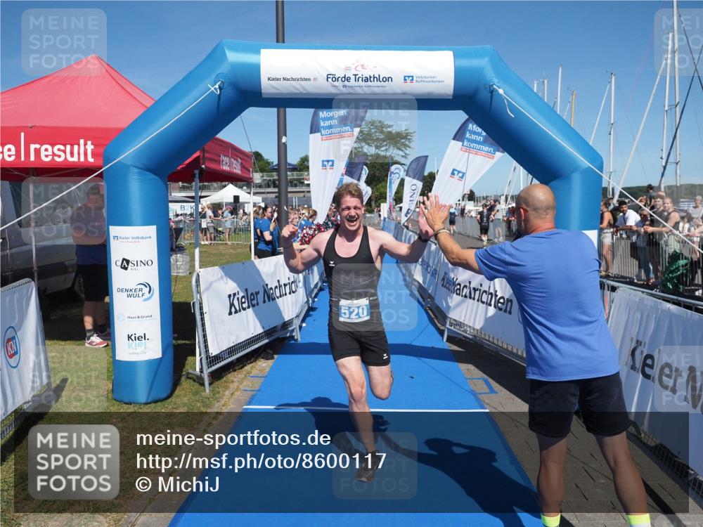 17.08.2025 - KN Förde Triathlon 2025 MichiJ http://msf.ph/oto/8600117 17.08.2025 14:05:09 Laufen 520 meine-sportfotos.de