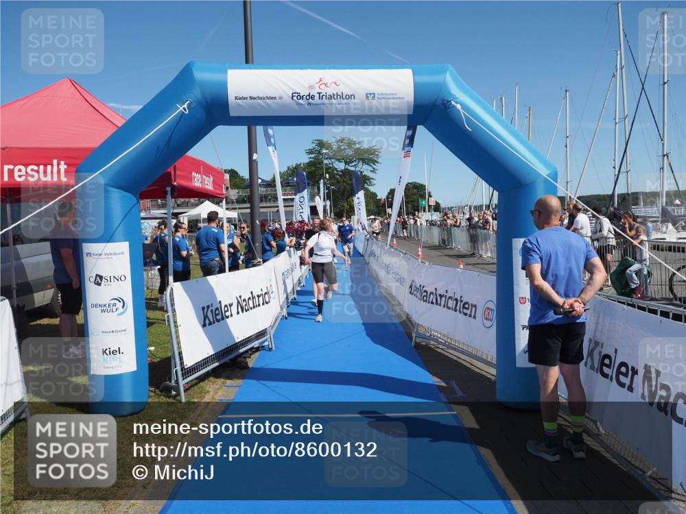 17.08.2025 - KN Förde Triathlon 2025 MichiJ http://msf.ph/oto/8600132 17.08.2025 12:15:46 Laufen 379, 612, 615 meine-sportfotos.de