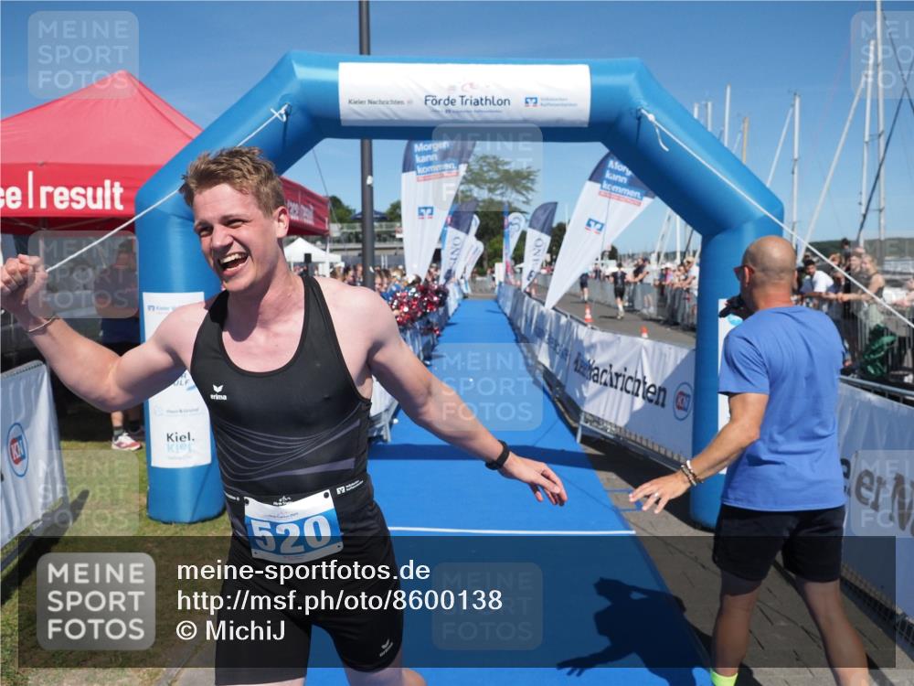 17.08.2025 - KN Förde Triathlon 2025 MichiJ http://msf.ph/oto/8600138 17.08.2025 14:05:09 Laufen 520 meine-sportfotos.de