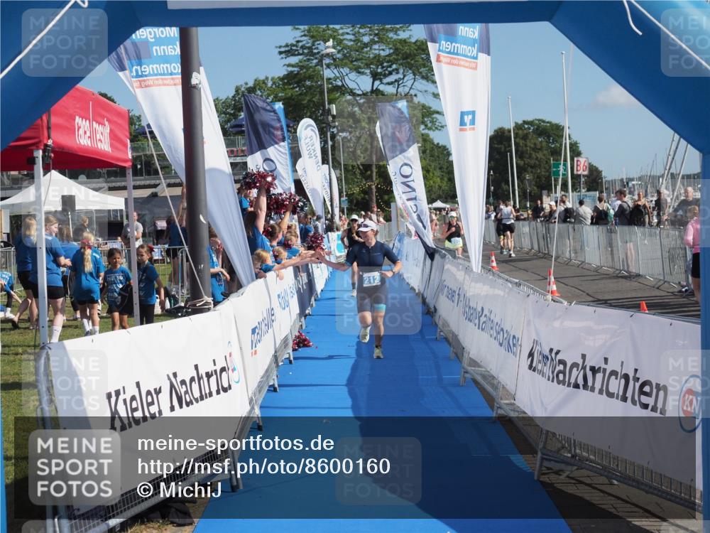 17.08.2025 - KN Förde Triathlon 2025 MichiJ http://msf.ph/oto/8600160 17.08.2025 10:47:01 Laufen 201, 212 meine-sportfotos.de