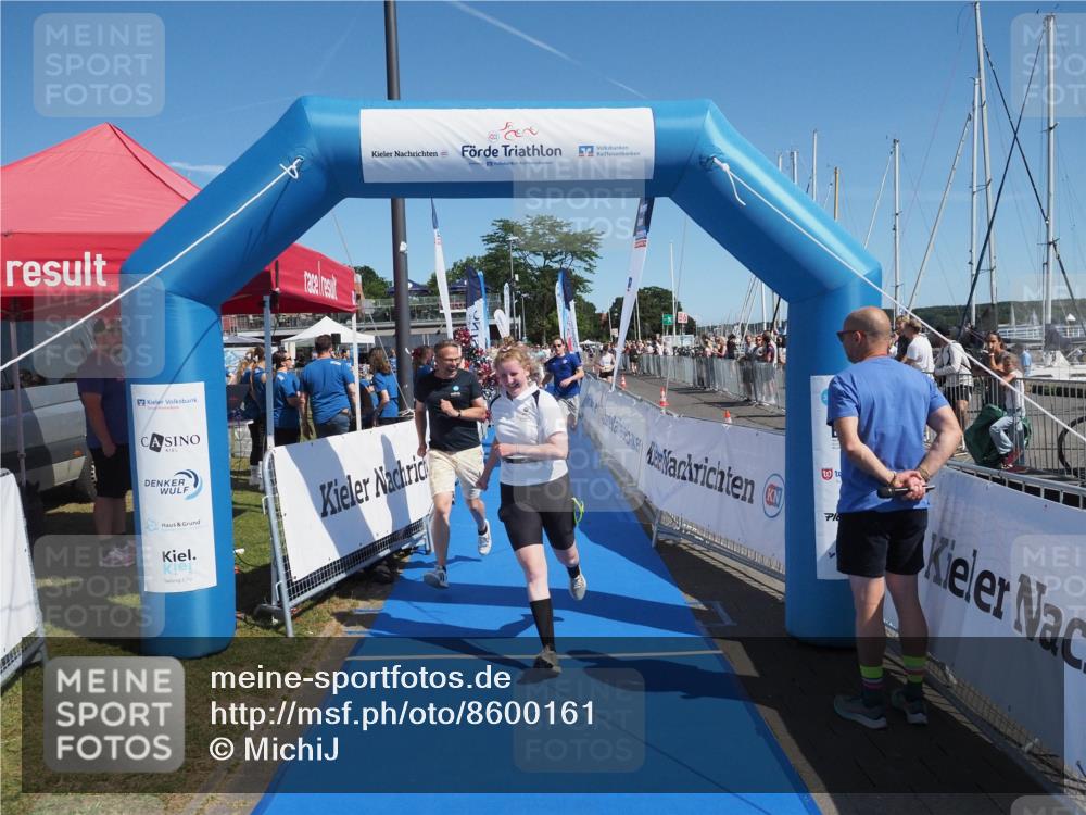 17.08.2025 - KN Förde Triathlon 2025 MichiJ http://msf.ph/oto/8600161 17.08.2025 12:15:47 Laufen 379, 612, 615 meine-sportfotos.de