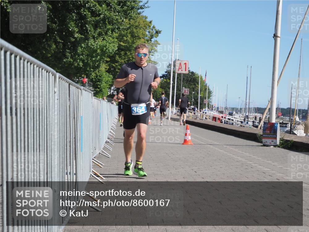 17.08.2025 - KN Förde Triathlon 2025 KatJ http://msf.ph/oto/8600167 17.08.2025 11:52:16 Laufen 318, 364, 633 meine-sportfotos.de