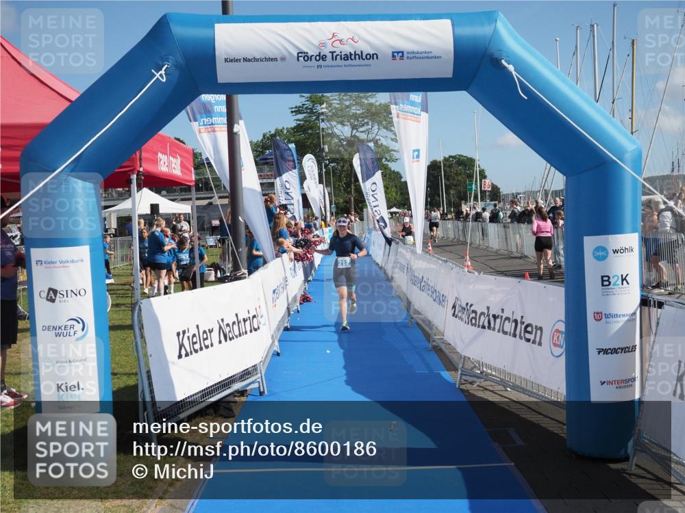 17.08.2025 - KN Förde Triathlon 2025 MichiJ http://msf.ph/oto/8600186 17.08.2025 10:47:02 Laufen 201, 212 meine-sportfotos.de