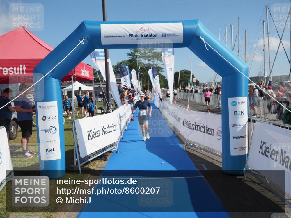 17.08.2025 - KN Förde Triathlon 2025 MichiJ http://msf.ph/oto/8600207 17.08.2025 10:47:02 Laufen 201, 212 meine-sportfotos.de