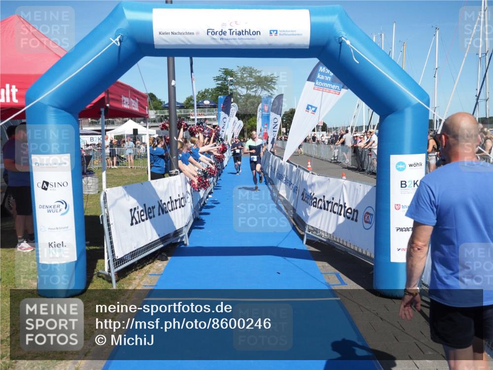 17.08.2025 - KN Förde Triathlon 2025 MichiJ http://msf.ph/oto/8600246 17.08.2025 14:05:25 Laufen 482 meine-sportfotos.de