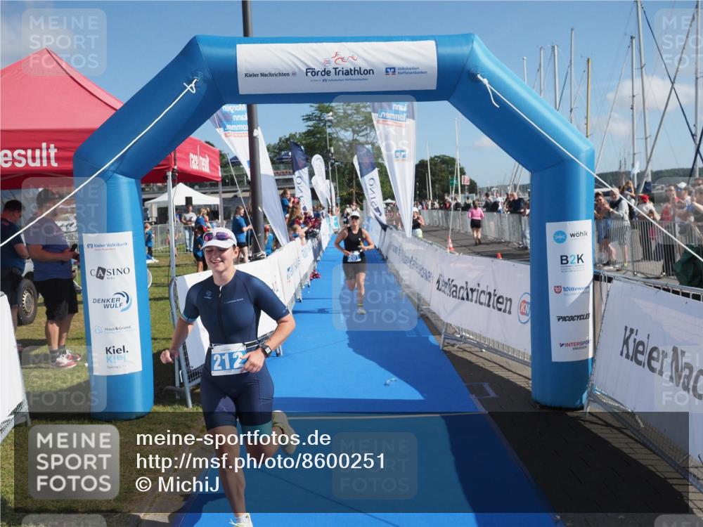 17.08.2025 - KN Förde Triathlon 2025 MichiJ http://msf.ph/oto/8600251 17.08.2025 10:47:04 Laufen 201, 212 meine-sportfotos.de