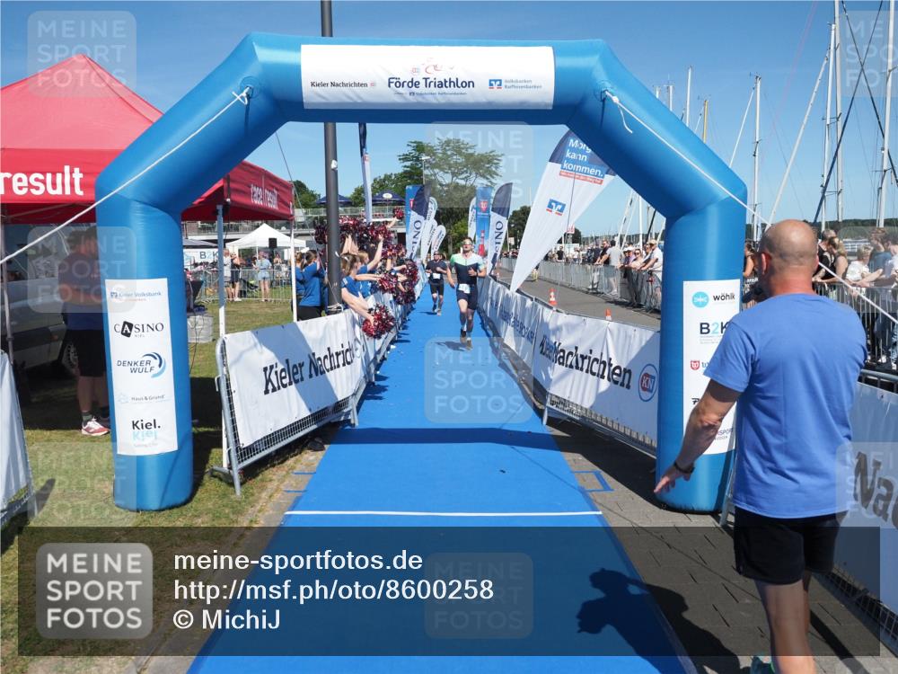 17.08.2025 - KN Förde Triathlon 2025 MichiJ http://msf.ph/oto/8600258 17.08.2025 14:05:26 Laufen 482 meine-sportfotos.de