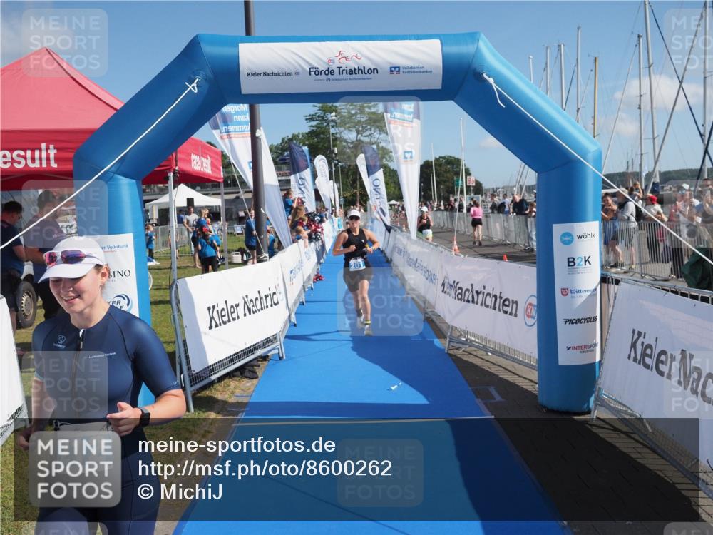17.08.2025 - KN Förde Triathlon 2025 MichiJ http://msf.ph/oto/8600262 17.08.2025 10:47:05 Laufen 201, 212 meine-sportfotos.de