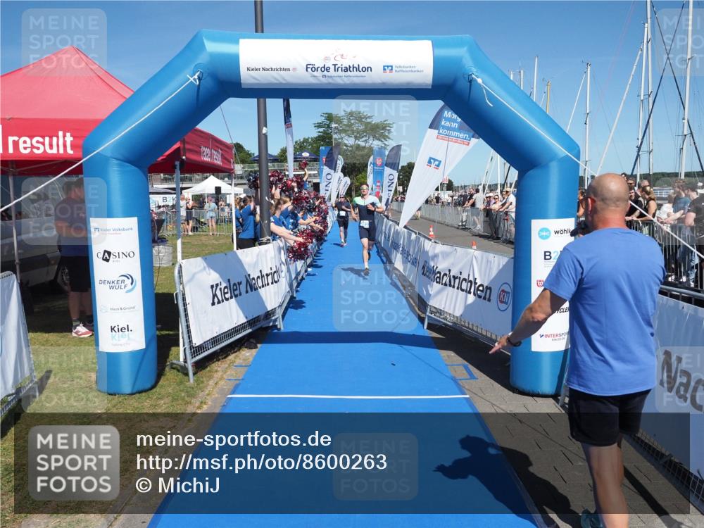 17.08.2025 - KN Förde Triathlon 2025 MichiJ http://msf.ph/oto/8600263 17.08.2025 14:05:26 Laufen 482 meine-sportfotos.de