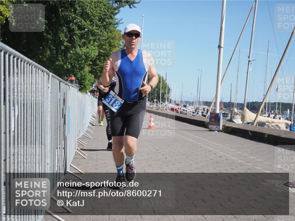17.08.2025 - KN Förde Triathlon 2025 KatJ http://msf.ph/oto/8600271 17.08.2025 11:52:21 Laufen 295, 309, 318, 364, 633 meine-sportfotos.de