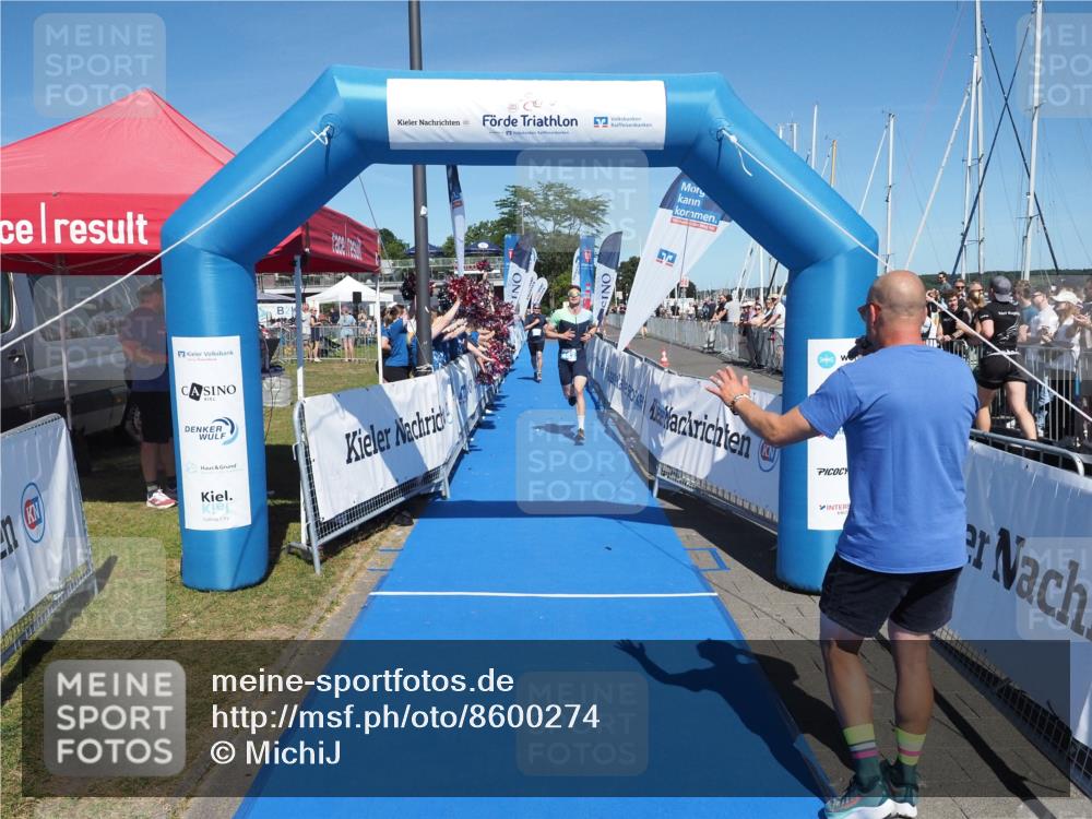 17.08.2025 - KN Förde Triathlon 2025 MichiJ http://msf.ph/oto/8600274 17.08.2025 14:05:26 Laufen 482 meine-sportfotos.de