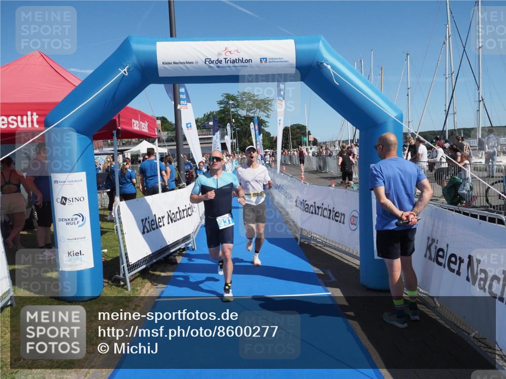 17.08.2025 - KN Förde Triathlon 2025 MichiJ http://msf.ph/oto/8600277 17.08.2025 12:15:58 Laufen 331, 622 meine-sportfotos.de