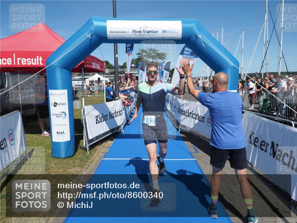 17.08.2025 - KN Förde Triathlon 2025 MichiJ http://msf.ph/oto/8600340 17.08.2025 14:05:28 Laufen 436, 482 meine-sportfotos.de