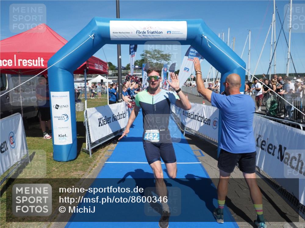 17.08.2025 - KN Förde Triathlon 2025 MichiJ http://msf.ph/oto/8600346 17.08.2025 14:05:28 Laufen 436, 482 meine-sportfotos.de