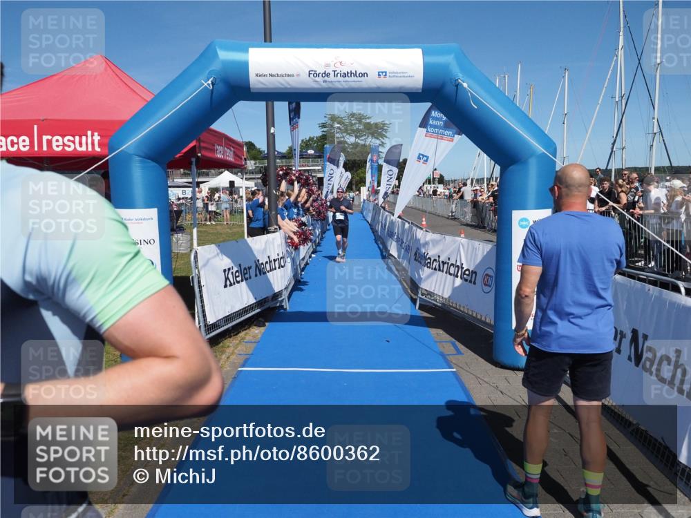 17.08.2025 - KN Förde Triathlon 2025 MichiJ http://msf.ph/oto/8600362 17.08.2025 14:05:29 Laufen 436, 482 meine-sportfotos.de