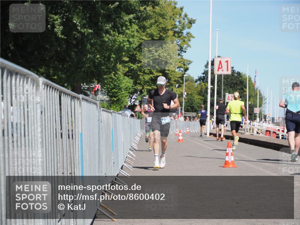 17.08.2025 - KN Förde Triathlon 2025 KatJ http://msf.ph/oto/8600402 17.08.2025 13:41:28 Laufen 395, 445 meine-sportfotos.de