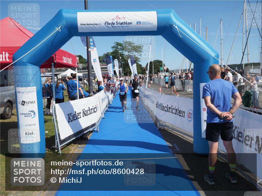 17.08.2025 - KN Förde Triathlon 2025 MichiJ http://msf.ph/oto/8600428 17.08.2025 12:16:13 Laufen 318 meine-sportfotos.de