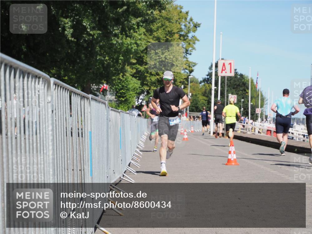 17.08.2025 - KN Förde Triathlon 2025 KatJ http://msf.ph/oto/8600434 17.08.2025 13:41:29 Laufen 395, 445 meine-sportfotos.de