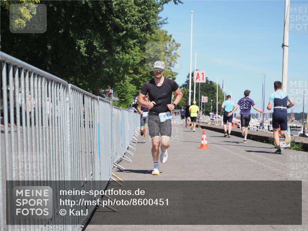 17.08.2025 - KN Förde Triathlon 2025 KatJ http://msf.ph/oto/8600451 17.08.2025 13:41:30 Laufen 395, 445 meine-sportfotos.de