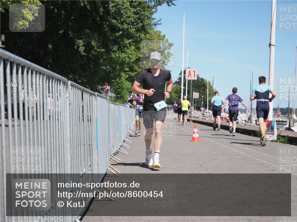 17.08.2025 - KN Förde Triathlon 2025 KatJ http://msf.ph/oto/8600454 17.08.2025 13:41:30 Laufen 395, 445 meine-sportfotos.de