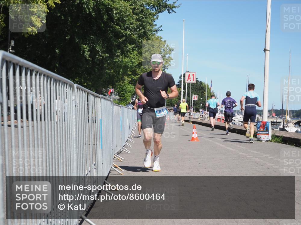 17.08.2025 - KN Förde Triathlon 2025 KatJ http://msf.ph/oto/8600464 17.08.2025 13:41:31 Laufen 395, 445 meine-sportfotos.de
