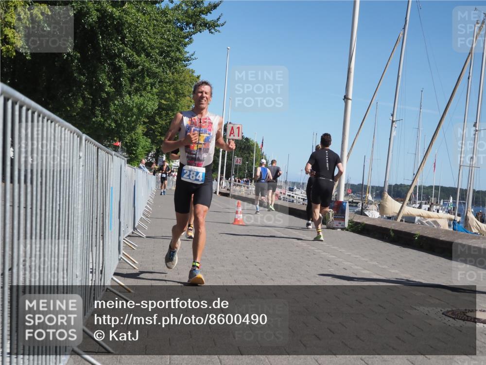 17.08.2025 - KN Förde Triathlon 2025 KatJ http://msf.ph/oto/8600490 17.08.2025 11:52:32 Laufen 284, 390 meine-sportfotos.de