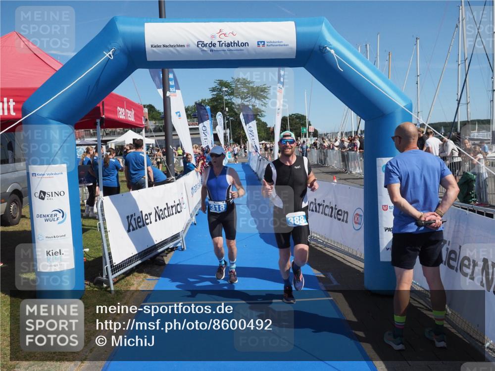 17.08.2025 - KN Förde Triathlon 2025 MichiJ http://msf.ph/oto/8600492 17.08.2025 12:16:15 Laufen 318 meine-sportfotos.de
