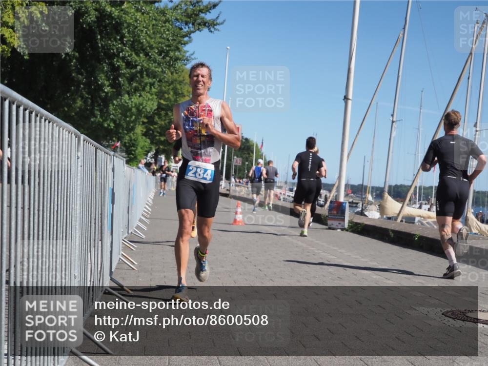 17.08.2025 - KN Förde Triathlon 2025 KatJ http://msf.ph/oto/8600508 17.08.2025 11:52:32 Laufen 284, 390 meine-sportfotos.de