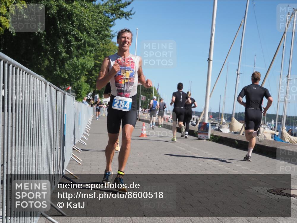 17.08.2025 - KN Förde Triathlon 2025 KatJ http://msf.ph/oto/8600518 17.08.2025 11:52:32 Laufen 284, 390 meine-sportfotos.de