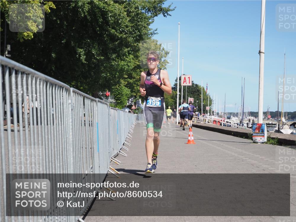 17.08.2025 - KN Förde Triathlon 2025 KatJ http://msf.ph/oto/8600534 17.08.2025 13:41:35 Laufen 395, 445 meine-sportfotos.de